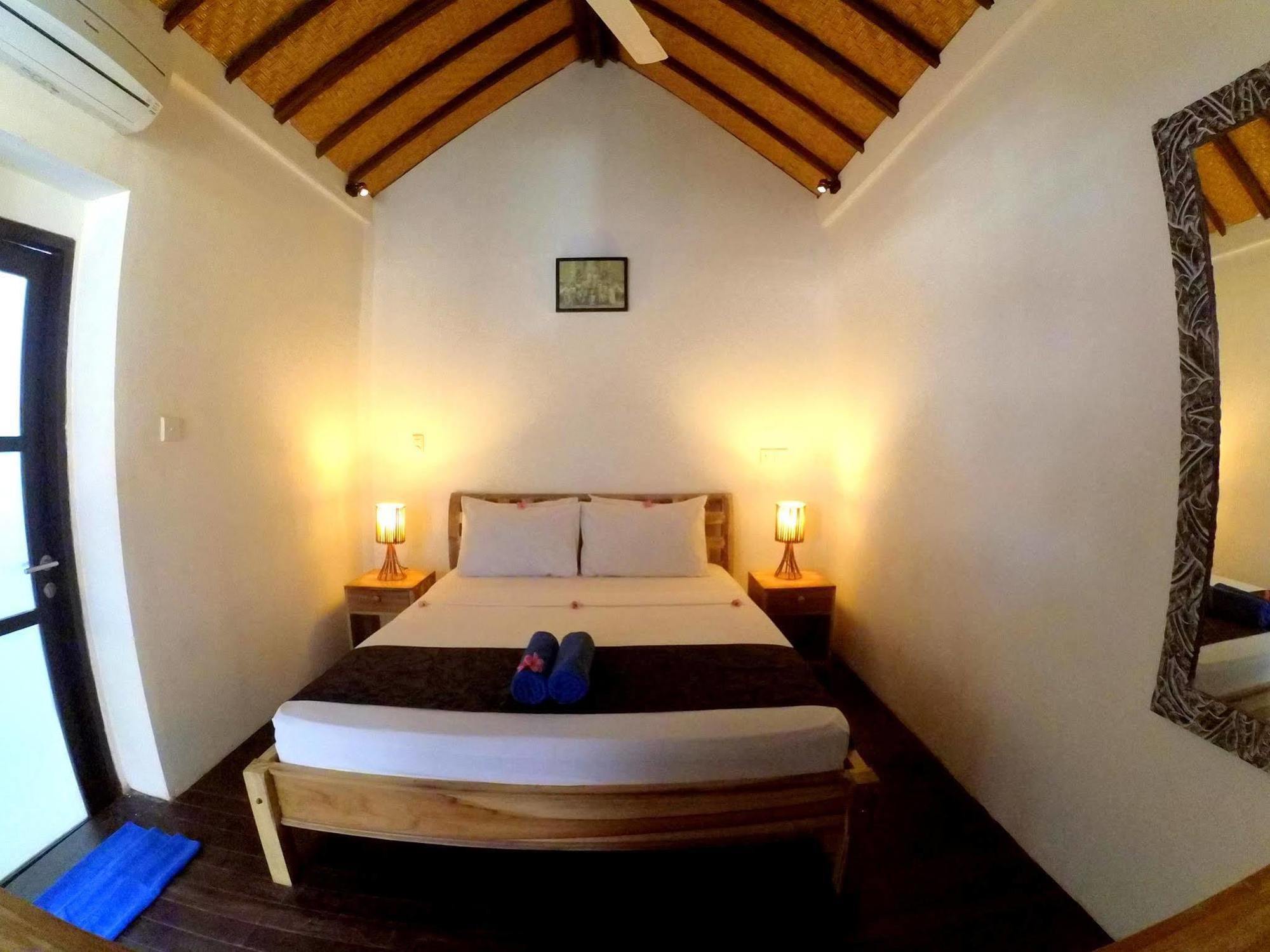 Drupadi Bungalows Gili Trawangan Bagian luar foto